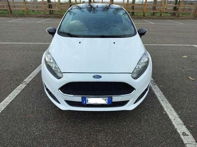Usata Ford Fiesta 75 CV (55 kW) 2017 Berlina