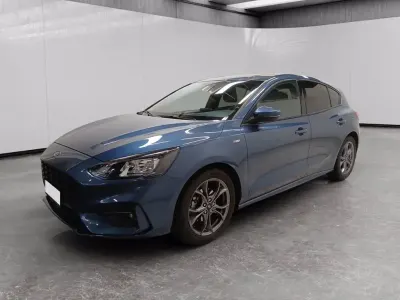 Usata Ford Focus ST-Line 125 CV (91 kW) 2022 Blue metallic (metalliclackierung) Berlina