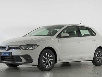 Usata VW Polo Life 95 CV (69 kW) 2023 Grigio Utilitaria