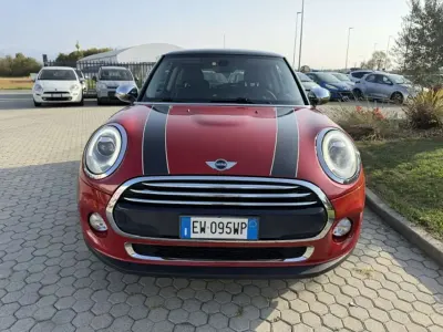 Usata Mini Cooper D 116 CV (85 kW) 2014 Rosso Utilitaria