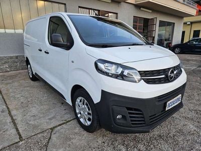 Usata Opel Vivaro 122 CV (89 kW) 2020 Bianco Monovolume