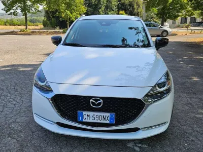 Usata Mazda 2 Homura-Line 75 CV (55 kW) 2023 Bianco Utilitaria