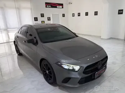 Usata Mercedes A180 116 CV (85 kW) 2019 Grigio Berlina