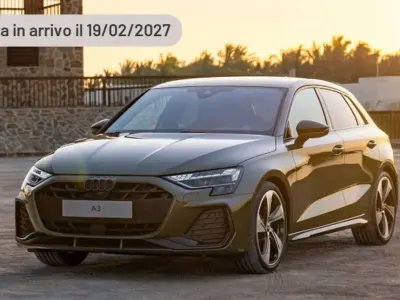 Nuova Audi 200 S-Line 272 CV (200 kW) 2026 Argento Berlina