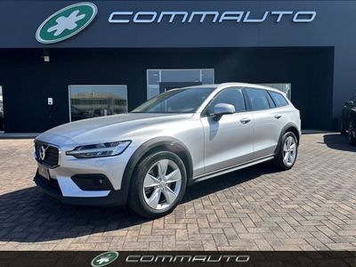 usata Volvo V60 CC B4 (d) 197 CV AWD automatico