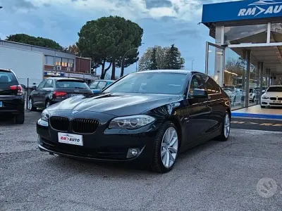 Usata BMW 530 258 CV (189 kW) 2011 Nero Berlina