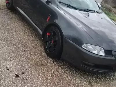 Usata Alfa Romeo GT Distinctive 150 CV (110 kW) 2008 Coupé