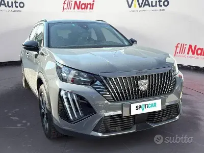 Usata Peugeot 2008 GT 131 CV (96 kW) 2024 Grigio SUV
