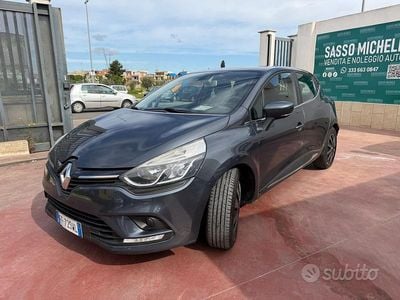 Usata Renault Clio IV Zen 75 CV (55 kW) 2016 Grigio Berlina