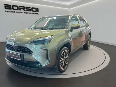 Usata Toyota Yaris Cross Lounge 92 CV (67 kW) 2022 Bronzo SUV
