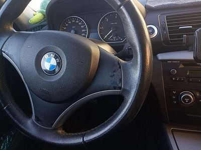 Usata BMW 118 143 CV (105 kW) 2010 Utilitaria