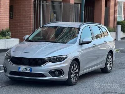 Usata Fiat Tipo 120 CV (88 kW) 2017 Grigio Station wagon
