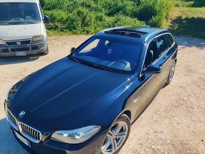 Usata BMW 530 M Sport 258 CV (189 kW) 2023 Blu Station wagon