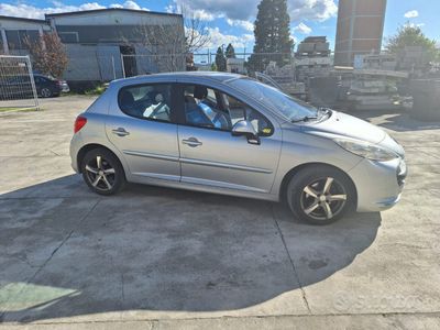 usata Peugeot 207 1.6 HDi 110CV 3p. Féline