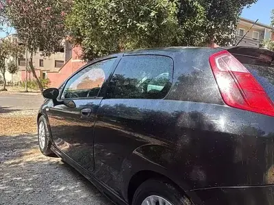 Usata Fiat Grande Punto Sport 90 CV (66 kW) 2008 Nero Utilitaria