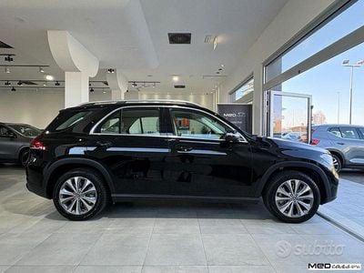 Usata Mercedes GLE300 272 CV (200 kW) 2022 Nero SUV