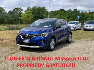 Usata Renault Captur Intens 143 CV (105 kW) 2022 Blu/azzurro SUV