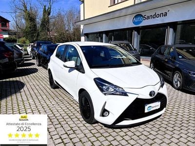 Usata Toyota Yaris Active 72 CV (52 kW) 2018 Bianco Monovolume