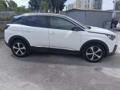 Usata Peugeot 3008 Allure 131 CV (96 kW) 2018 SUV