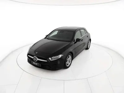 Usata Mercedes A180 Business 116 CV (85 kW) 2020 Nero Berlina