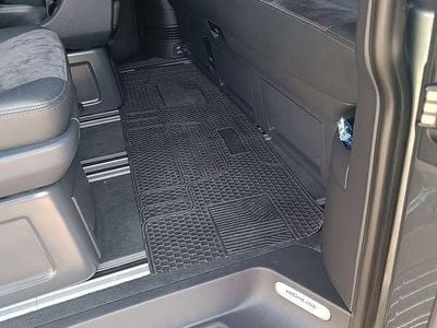 Begagnad VW Multivan Highline 179 HK (131 kW) 2015 Van