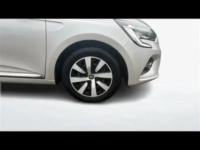 Usata Renault Clio Zen 140 CV (102 kW) 2020 Grigio chiaro