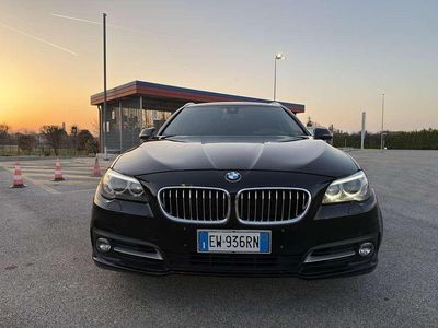 Usata BMW 520 Luxury Line 190 CV (139 kW) 2016 Station wagon