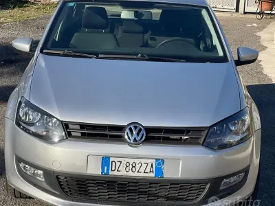 Usata VW Polo Comfortline 75 CV (55 kW) 2010 Grigio Utilitaria