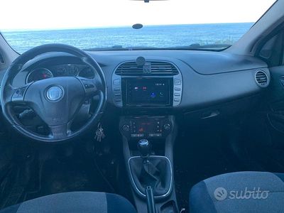 Usata Fiat Bravo 120 CV (88 kW) 2011 Grigio Utilitaria