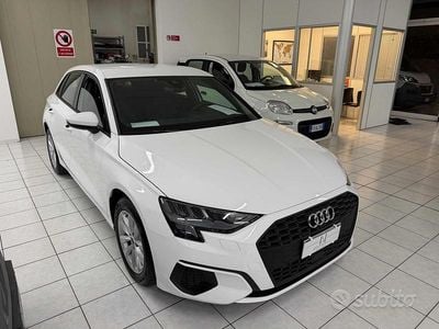 Usata Audi A3 Business 116 CV (85 kW) 2021 Bianco Berlina