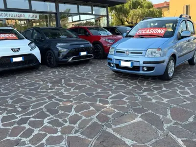 Usata Fiat Panda Emotion 69 CV (50 kW) 2010 Blu/azzurro Utilitaria