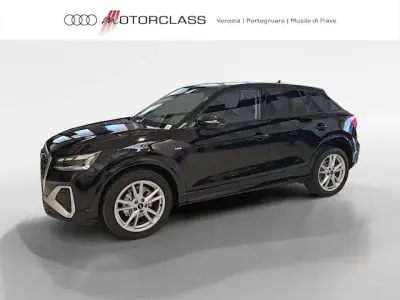 Gebraucht Audi Q2 S-Line 150 PS (110 kW) 2025 Schwarz SUV