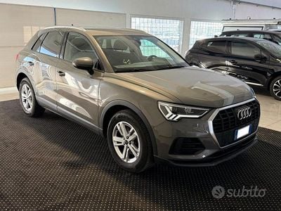 Usata Audi Q3 Business 150 CV (110 kW) 2022 Grigio metallizzato SUV