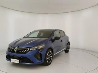 Usata Renault Clio Techno 90 CV (66 kW) 2025 Blu Utilitaria