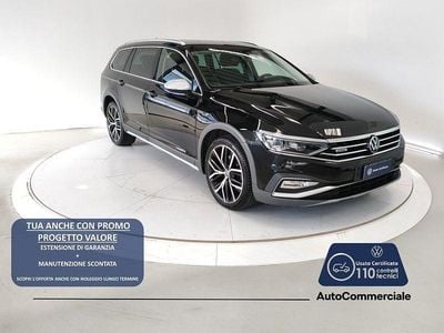 Usata VW Passat Alltrack 200 CV (147 kW) 2022 Nero Station wagon