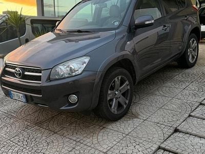 Usata Toyota RAV4 Luxury 150 CV (110 kW) 2009 Giallo SUV