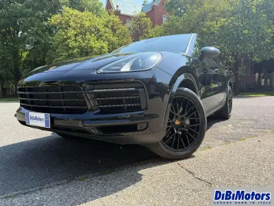 Usata Porsche Cayenne Platinum Edition 340 CV (250 kW) 2022 Nero SUV