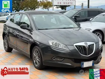 Begagnad Lancia Delta