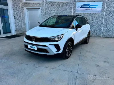 Usado Opel Crossland X Elegance 131 CV (96 kW) 2024 Blanco SUV