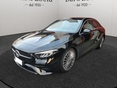 Nero Usata 2023 Mercedes A180 AMG Line Premium Berlina | 32.900 € (Buon prezzo)