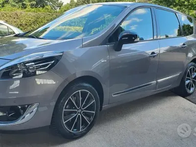 Brugt Renault Scénic III Bose Edition 130 HK (95 kW) 2012 Grå MPV