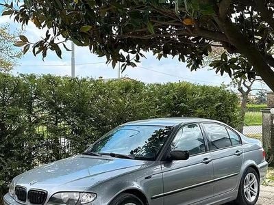 Usata BMW 320 150 CV (110 kW) 2004 Grigio Berlina