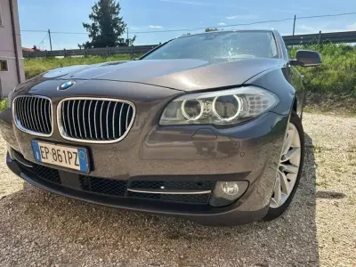 Usata BMW 530 258 CV (189 kW) 2012 Marrone Station wagon