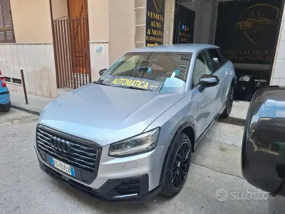 Usata Audi Q2 116 CV (85 kW) 2018 Grigio SUV