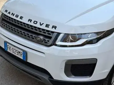 Usata Land Rover Range Rover evoque Pure 150 CV (110 kW) 2017 SUV