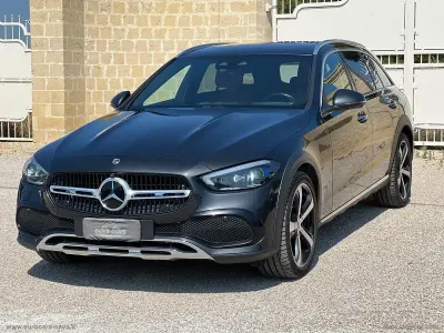 Usata Mercedes C220 200 CV (147 kW) 2022 Grigio Station wagon