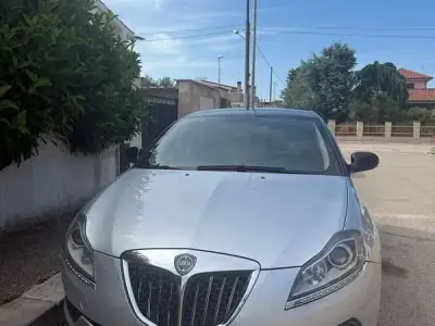 Begagnad Lancia Delta 150 HK (110 kW) 2008 Halvkombi