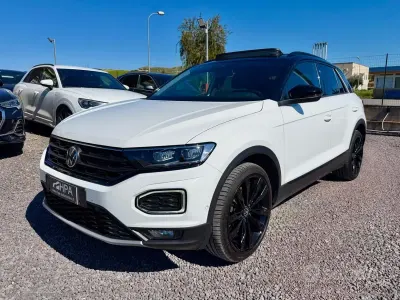 Usata VW T-Roc Sport 150 CV (110 kW) 2022 Bianco SUV
