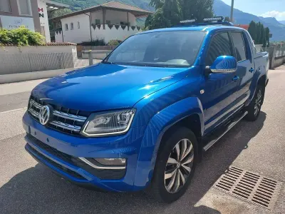 Usata VW Amarok Aventura 258 CV (189 kW) 2019 Blu ravenna Pick-up