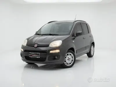 Usata Fiat Panda Lounge 69 CV (50 kW) 2019 Grigio Utilitaria